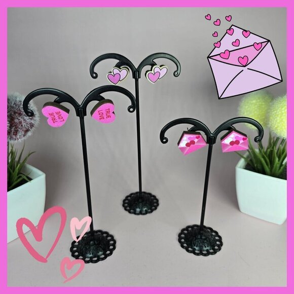 Heart & Envelope Shaped Wooden Earrings Set (NWOT) - Picture 1 of 6